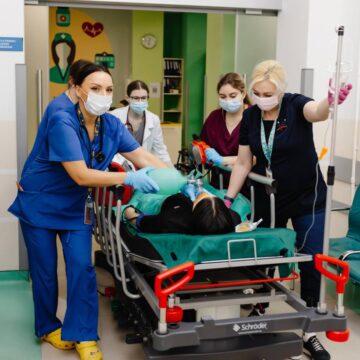 Майже 20 тисяч пацієнтів за рік: медики “екстренки” ЦМКЛ відзначають збільшення кількості патологій