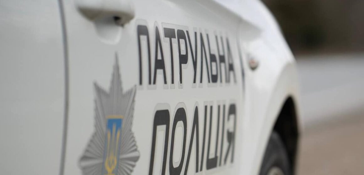 Франківські патрульні виявили чоловіка, який перебував у розшуку за вчинення крадіжки