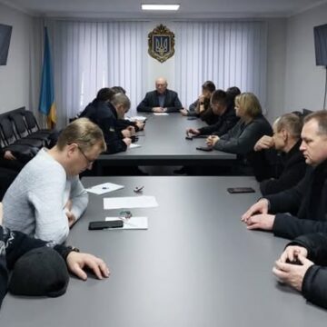 На позачерговому засіданні комісії ТЕБ та НС у Бурштині ухвалили оперативні рішення у зв’язку з ракетним обстрілом