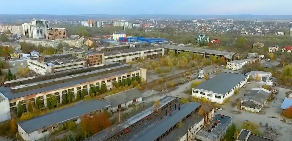 Будівельна компанія приватизувала завод із 14 га неподалік від центру Франківська