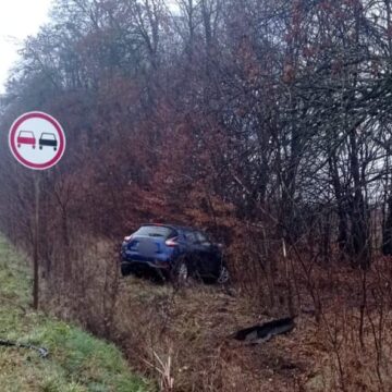 За минулі вихідні на Калущині сталися дві дорожньо-транспортні пригоди За минулі вихідні на Калущині сталися дві дорожньо-транспортні пригоди