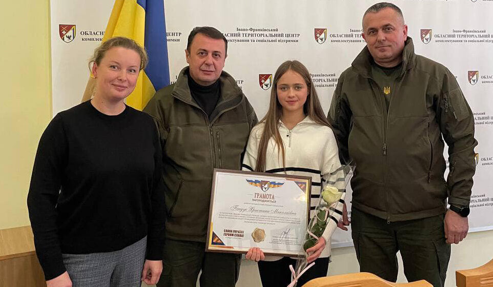 Лисецький ліцей – у четвірці закладів освіти Прикарпаття, які найбільш активно допомагають ЗСУ