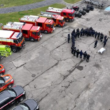 Прикарпатські рятувальники отримали сучасну техніку від ДСНС