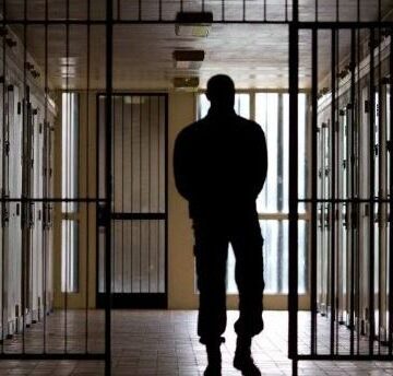 Мешканця Косівщини, який обікрав магазин під час воєнного стану, позбавили волі на п’ять років