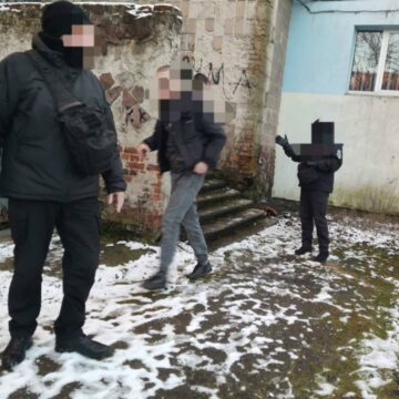 Під час новорічних святкувань у Калуші фіксувались випадки використання піротехніки (ФОТО)