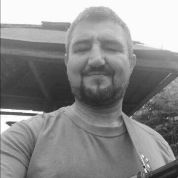 Помер захисник Петро Сенюк з Коломиї Помер захисник Петро Сенюк з Коломиї
