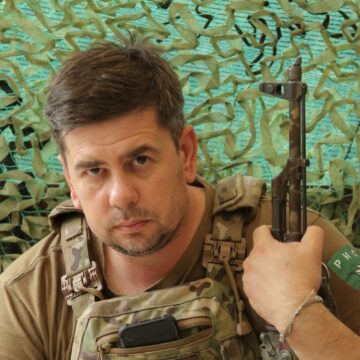 Очолює підрозділ, за яким спеціально полював ворог: як заступник мера Калуша Мирослав Тихий захищає Україну на різних напрямках Очолює підрозділ, за яким спеціально полював ворог: як заступник мера Калуша Мирослав Тихий захищає Україну на різних напрямках