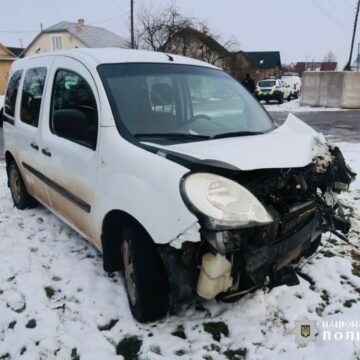 На Рожнятівщині трапилась ДТП з чотирма постраждалими На Рожнятівщині трапилась ДТП з чотирма постраждалими