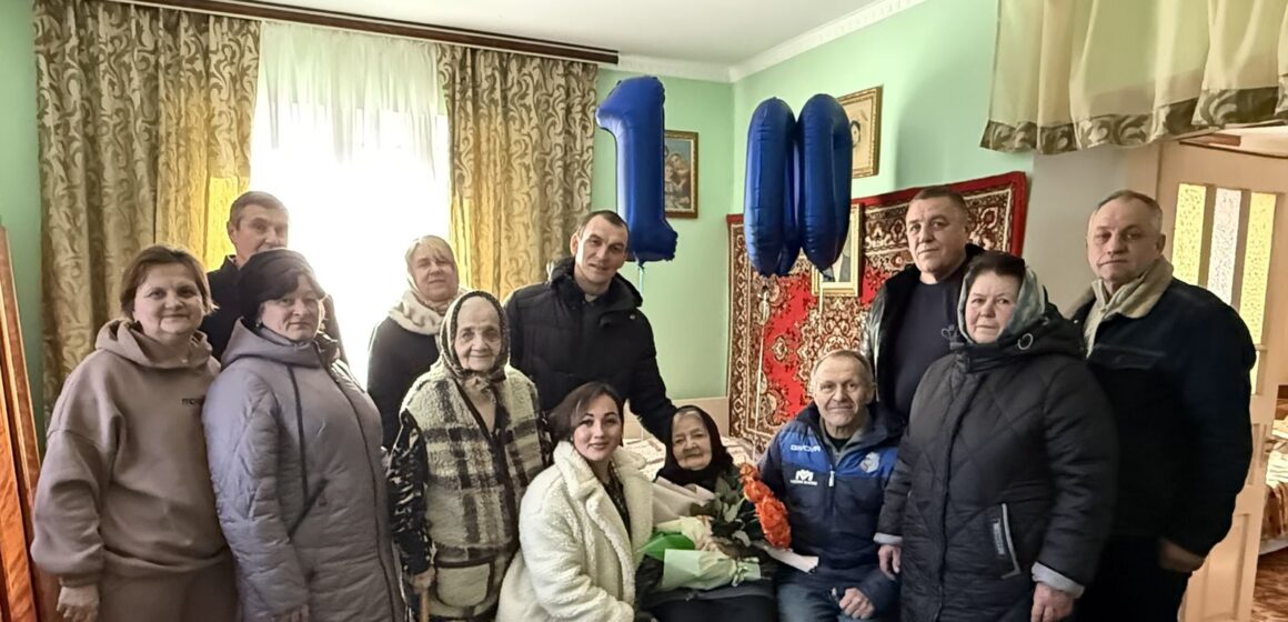 Жителька Рогатинщини Катерина Заставна відзначила столітній ювілей (ФОТО) Жителька Рогатинщини Катерина Заставна відзначила столітній ювілей (ФОТО)