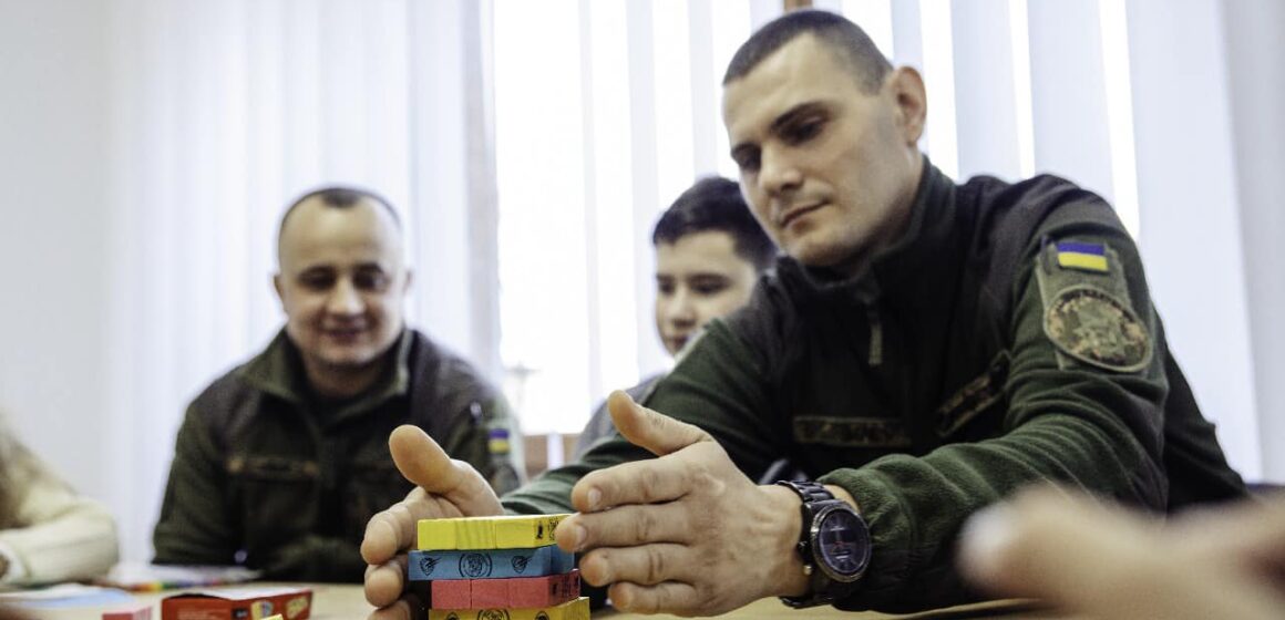 «Зустріч з татковим побратимом»: в Івано-Франківську стартував проєкт підтримки для ветеранів