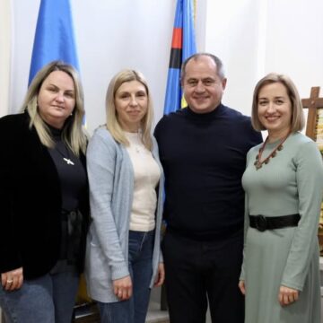 Кращі педагоги та вихователі України збираються у Коломиї Кращі педагоги та вихователі України збираються у Коломиї