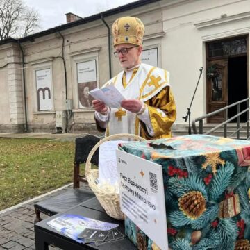 Вчора в Палаці Потоцьких Святий Миколай зачитував листи вдячності від дітей