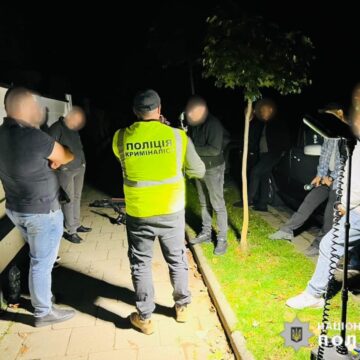 Організовували канал незаконного переправлення ухилянтів через державний кордон України: на Івано-Франківщині судитимуть учасників групи