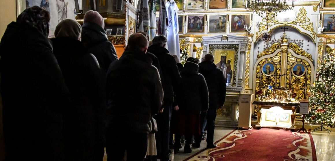 Рогатинці у День Соборності помолилися до Матері Божої Зарваницької за мир