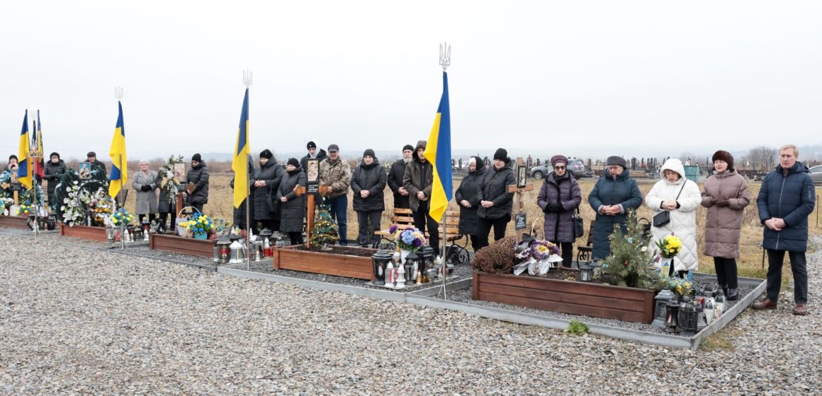 У Тисменицькій громаді вшанували полеглих воїнів