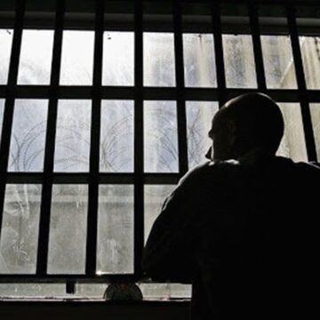 Раніше сім разів засуджений: вкотре позбавлено волі грабіжника магазинів на Коломийщині