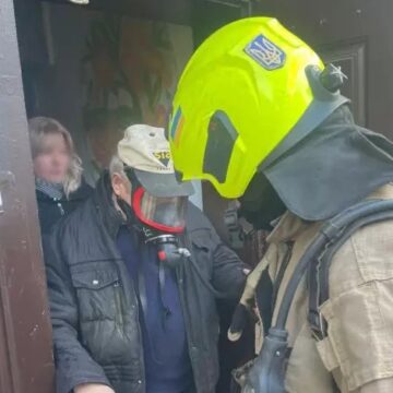 В Городенці горіла багатоповерхівка В Городенці горіла багатоповерхівка
