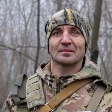 Прикарпатець Андрій Гуменюк отримав нагрудний знак “Золотий хрест” Прикарпатець Андрій Гуменюк отримав нагрудний знак “Золотий хрест”