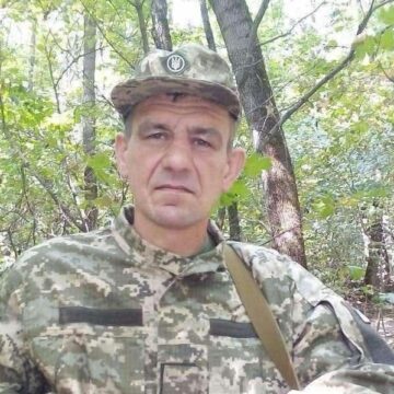 На війні загинув воїн з Коломийщини Юрій Янишенко На війні загинув воїн з Коломийщини Юрій Янишенко