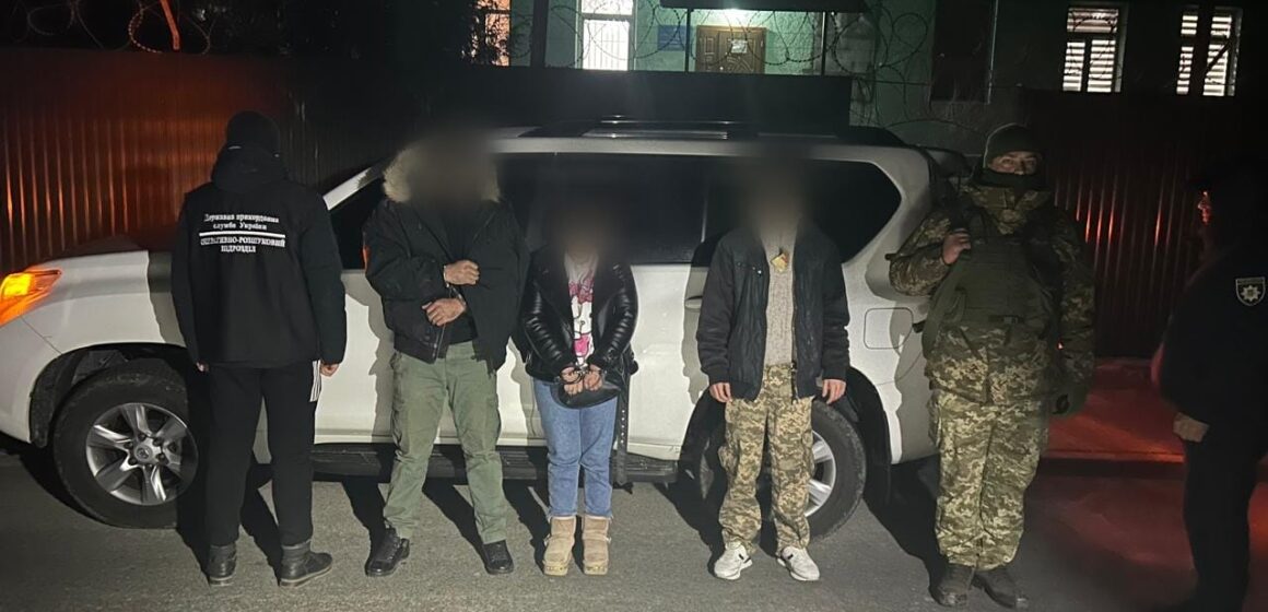 На Закарпатті прикордонники затримали переправників, через яких ледь не втопився у Тисі 27-річний прикарпатець