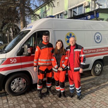 Бригада «екстренки» Прикарпаття врятувала життя 74-річний жінці, в якої двічі зупинялось серце