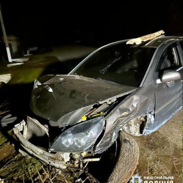 Загиблий пішохід та травмовані неповнолітні: за фактами автопригод поліцейські Прикарпаття розпочали розслідування