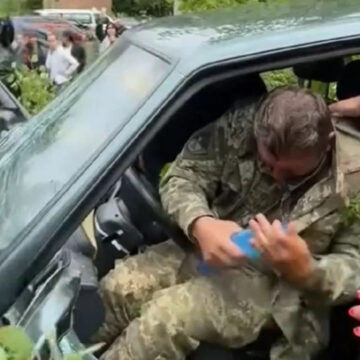 Чоловік, який напав на військового ТЦК у Ворохті, відбувся штрафом