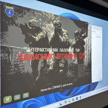 У Долинському ліцеї №6 «Європейський» проводять Уроки Захисту України з новим обладнанням