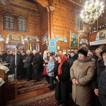 На Калущині відбулися молитовні чування перед мощами святого Миколая Чудотворця