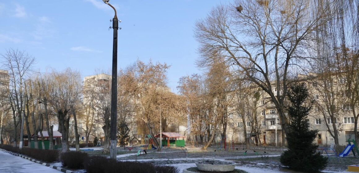 Калуш отримав 150 вуличних ліхтарів на сонячних батареях: де їх встановлюватимуть