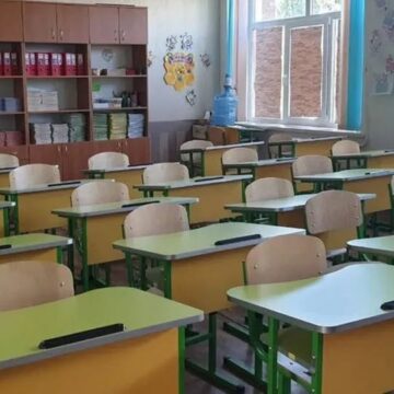 Від завтра, 12 лютого, три ліцеї Калуської громади перебуватимуть на дистанційному навчанні