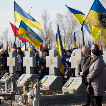 В Національний день молитви у Івано-Франківську вшанували всіх Героїв, які віддали своє життя за майбутнє України