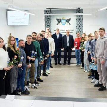 У Івано-Франківську вручили спортсменам подяки від міської громади за їхні видатні досягнення