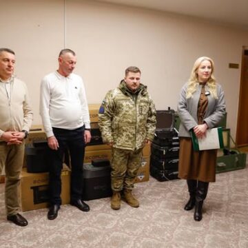 Світлана Онищук передала для «едельвейсів» 10 Огшб чергову допомогу