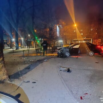 Два адмінматеріали склали патрульні на, ймовірно, нетверезого водія, який спричинив ДТП на вул. Галицькій