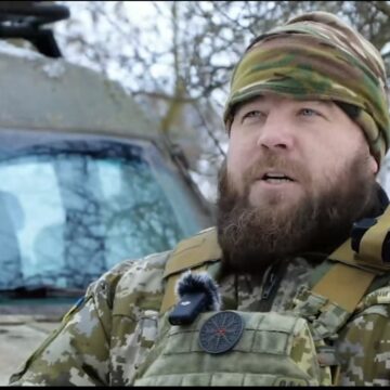 «Куля пролетіла сантиметр від голови»: стрілець-зенітник з Франківщини на позивний Кабан про «небесне полювання» на Курщині