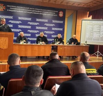 Здійснили 5527 виїздів та врятували 254 людей: Прикарпатські рятувальники підбили підсумки 2024 року та визначили пріоритети на 2025-й