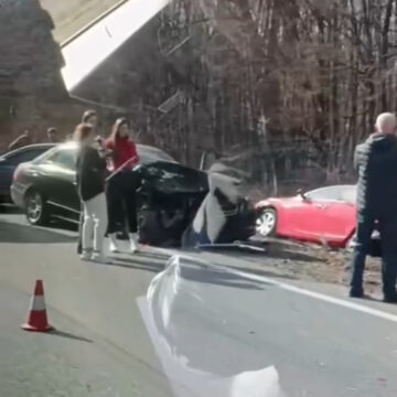 На Калущині сталась ДТП за участі чотирьох автомобілів (ВІДЕО) На Калущині сталась ДТП за участі чотирьох автомобілів (ВІДЕО)