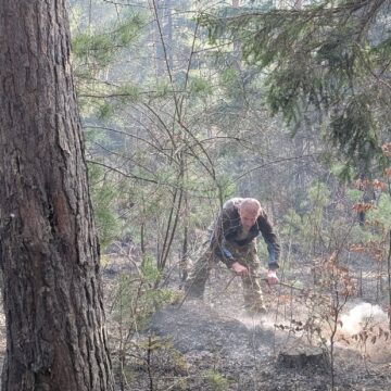 Монахи загасили пожежу біля Манявського Скиту Монахи загасили пожежу біля Манявського Скиту
