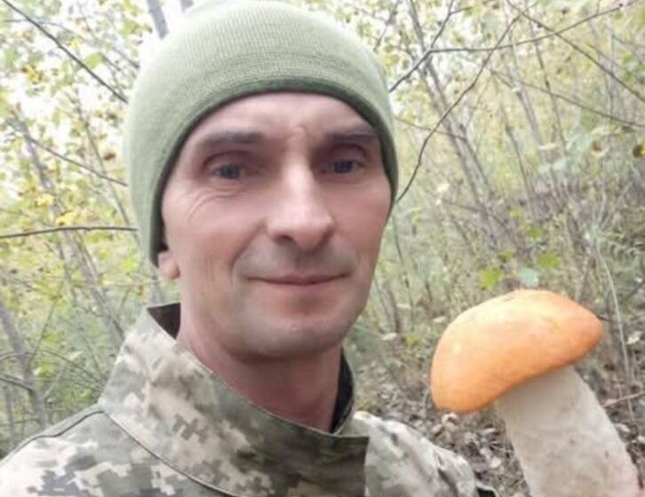На Бахмутському напрямку загинув пілот БпЛА Любомир Синяк із Калущини На Бахмутському напрямку загинув пілот БпЛА Любомир Синяк із Калущини