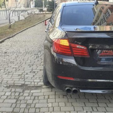В Івано-Франківську водій BMW вчинив ДТП та втік В Івано-Франківську водій BMW вчинив ДТП та втік