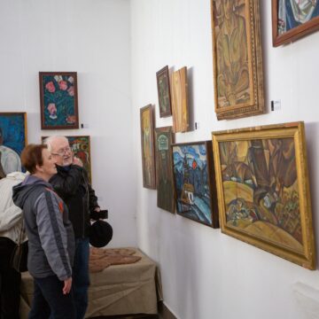 В Івано-Франківську відкрилась виставка робіт Опанаса Заливахи