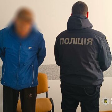 В Калуші чоловік обікрав комерційне приміщення