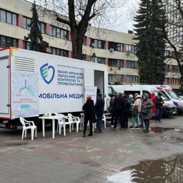 784 безкоштовних медичних консультацій та обстежень отримали 576 містян під час акції «День здоров’я» в Івано-Франківську 24 березня на Вічевому майдані