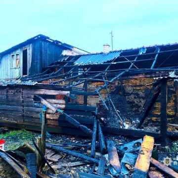 На Косівщині чоловік у нетверезому стані підпалив помешкання сусіда – правоохоронці оперативно його затримали