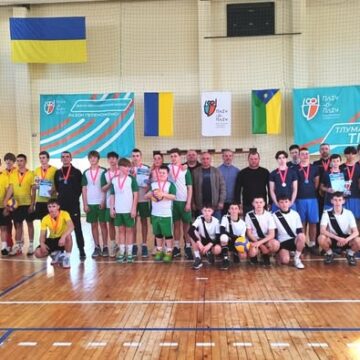 Тлумацький ліцей №1 – переможець районного етапу змагань з волейболу «Пліч-о-пліч Всеукраїнські шкільні ліги» Тлумацький ліцей №1 – переможець районного етапу змагань з волейболу «Пліч-о-пліч Всеукраїнські шкільні ліги»