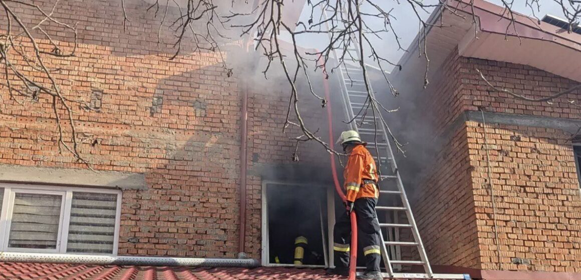 У Заболотівській громаді горів недіючий будинок культури