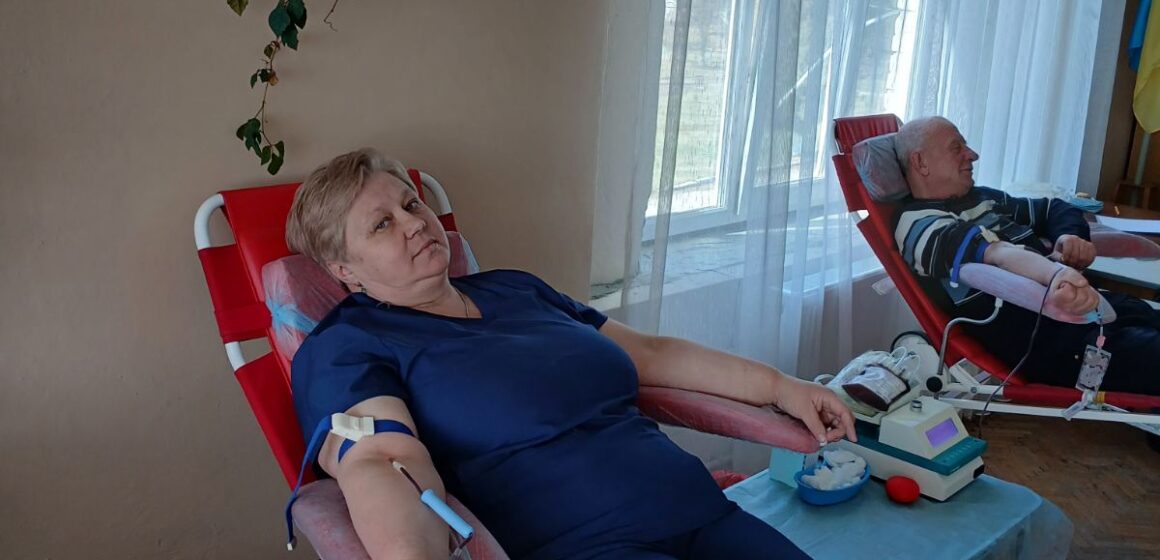 50 небайдужих жителів Рогатинської громади долучилися до здачі крові 50 небайдужих жителів Рогатинської громади долучилися до здачі крові