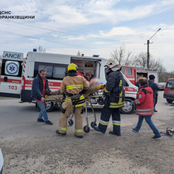 Рятувальники ліквідували наслідки ДТП у Снятині