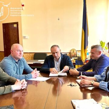 За участі Держекоінспекції на Верховинщині обговорили дотримання вимог природоохоронного законодавства